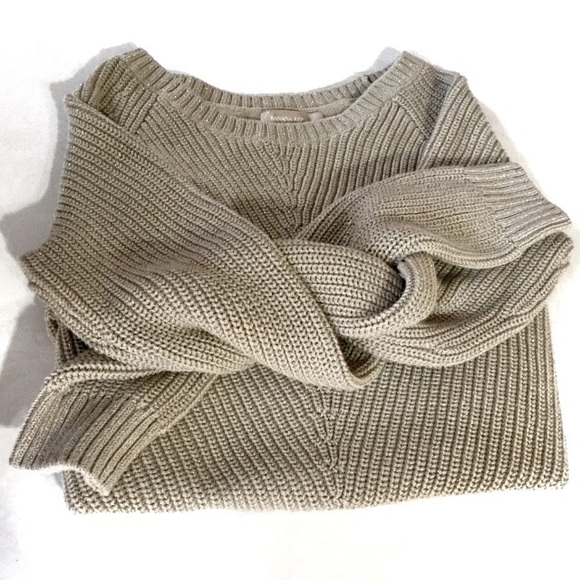 Banana Republic Sweaters - 🆕 Banana Republic Lurex Sweater